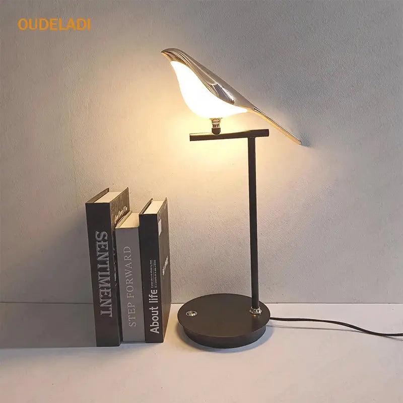 Modern LED table lamp Magpie bird model Reading lamp indoor lighting bedroom bedside living room for home decor desk lights tableandwalllamps