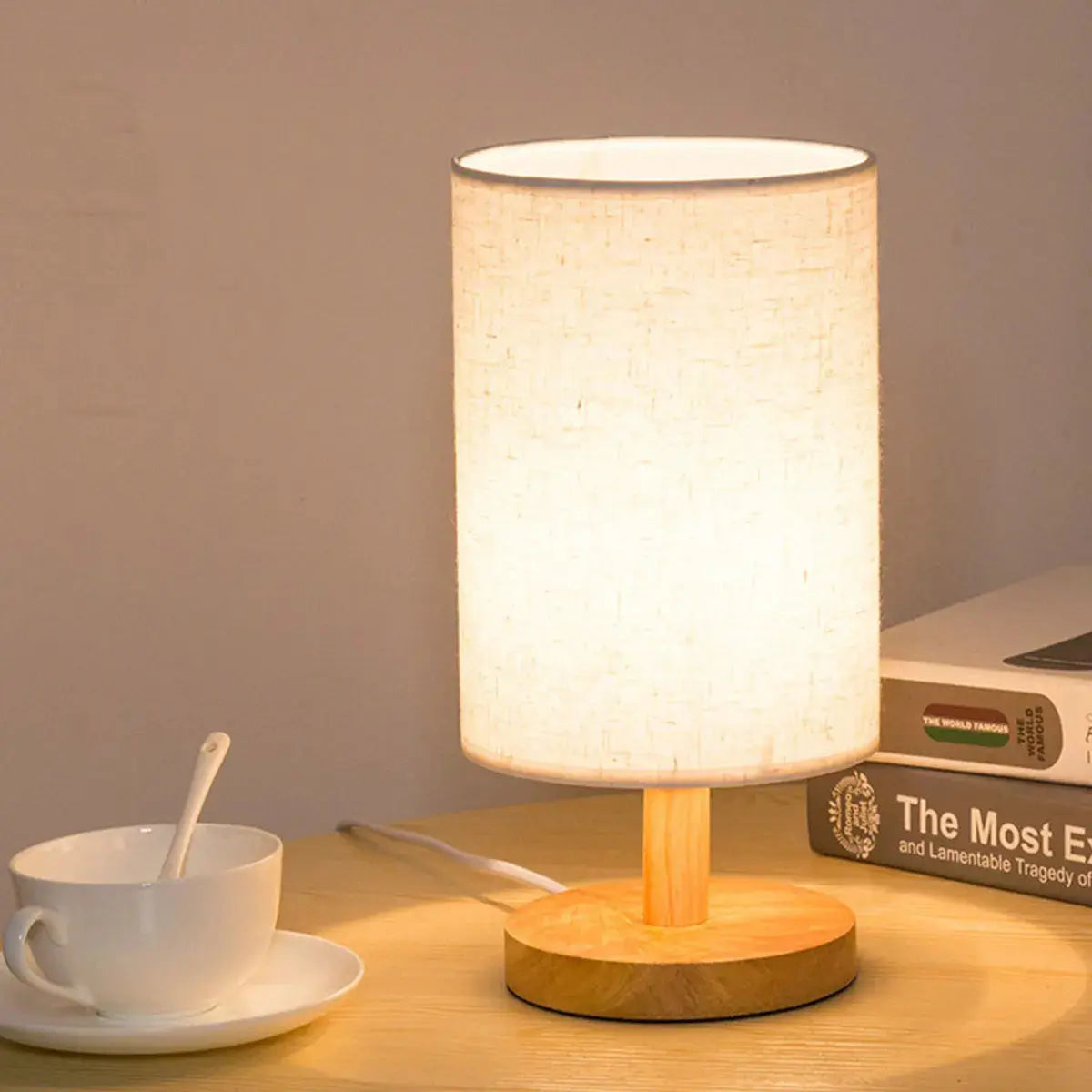 USB Bedside Lamp Night Lights Table Lamp For Bedroom Wooden Desk Lamp Bedside Night Light with Cylinder Lamp Shade Home Decor tableandwalllamps