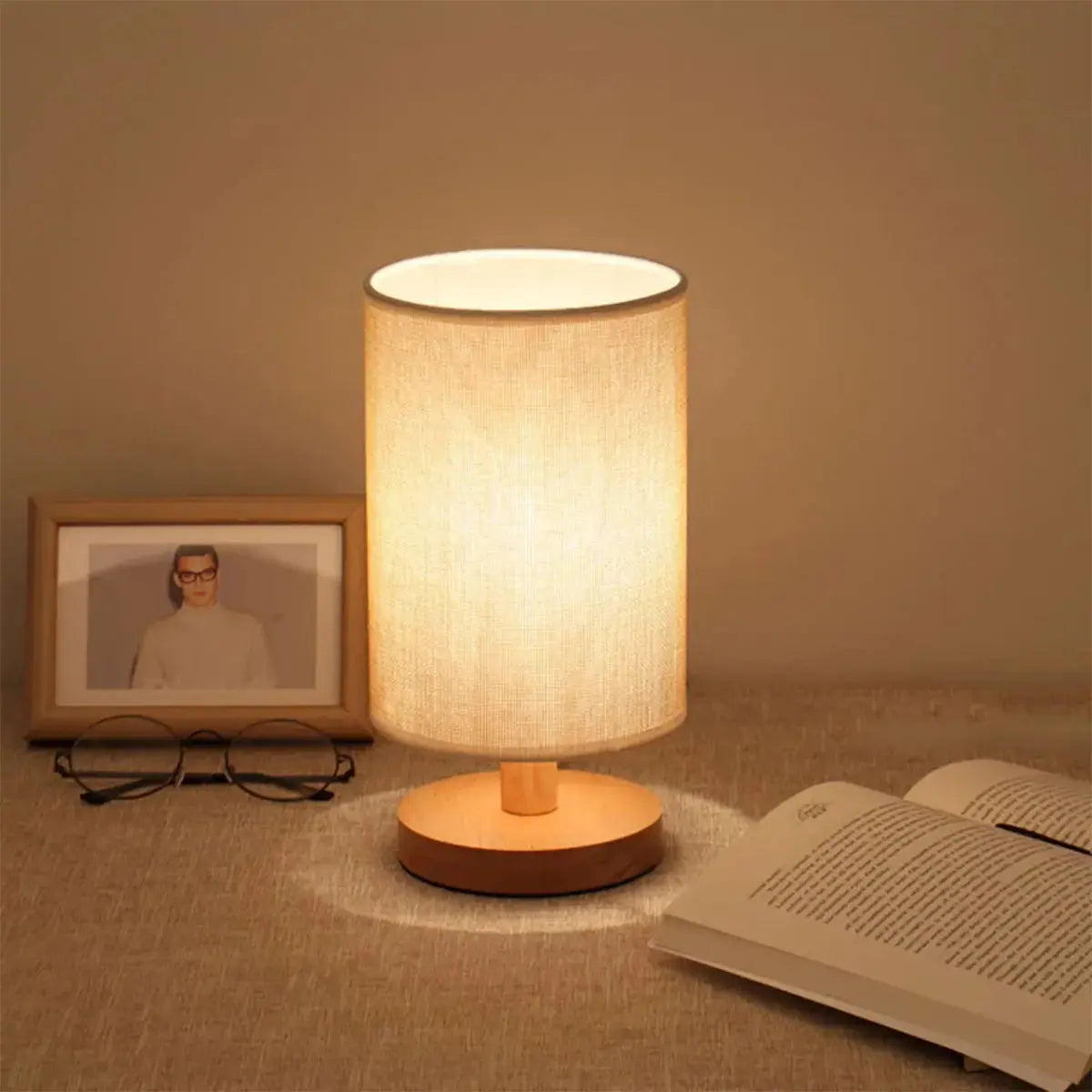 USB Bedside Lamp Night Lights Table Lamp For Bedroom Wooden Desk Lamp Bedside Night Light with Cylinder Lamp Shade Home Decor tableandwalllamps