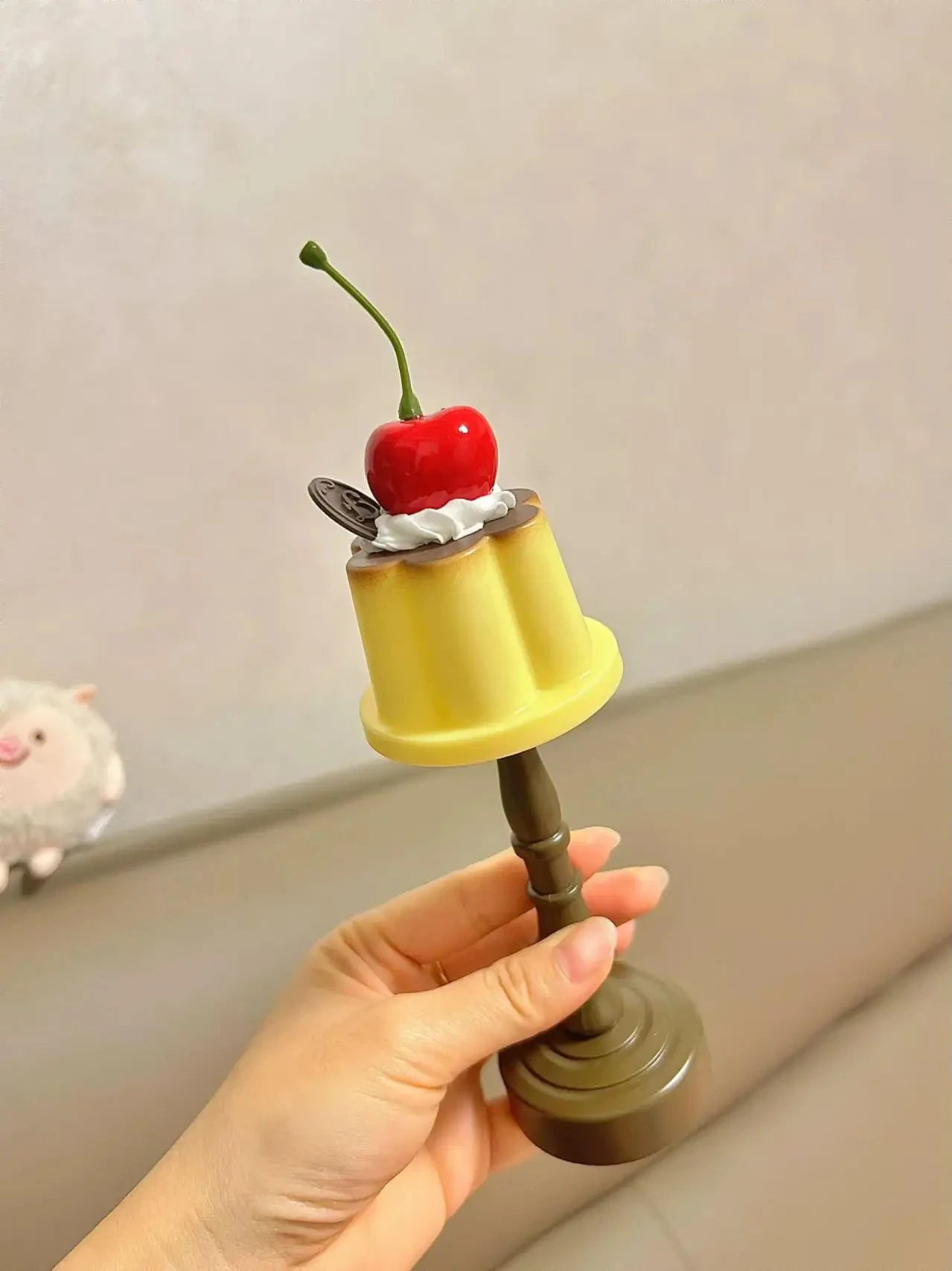 New Mini Pudding Night Light LED Night Light Battery Powered Retro Bedroom Cartoon Ornament Friend Night Light Atmosphere Lamp tableandwalllamps